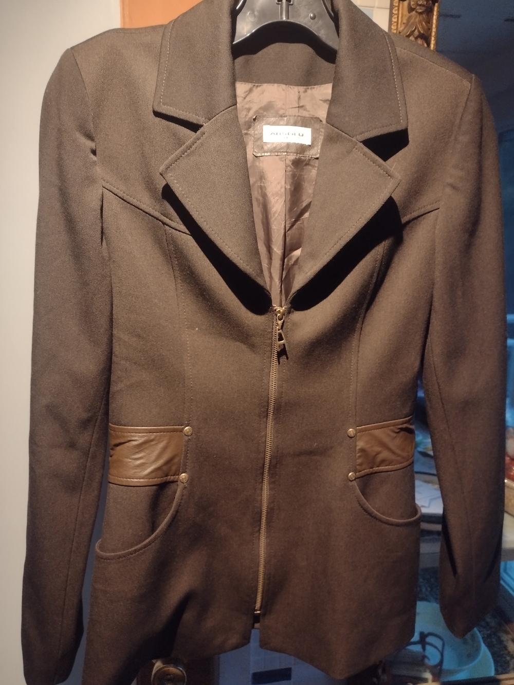 Women's Brown Zip-Front Blazer Jacket